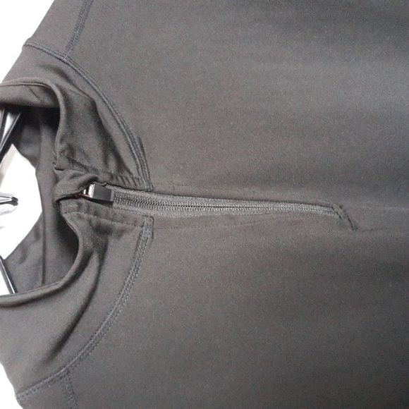 Mens 1/4 zip top - Picture 2 of 5